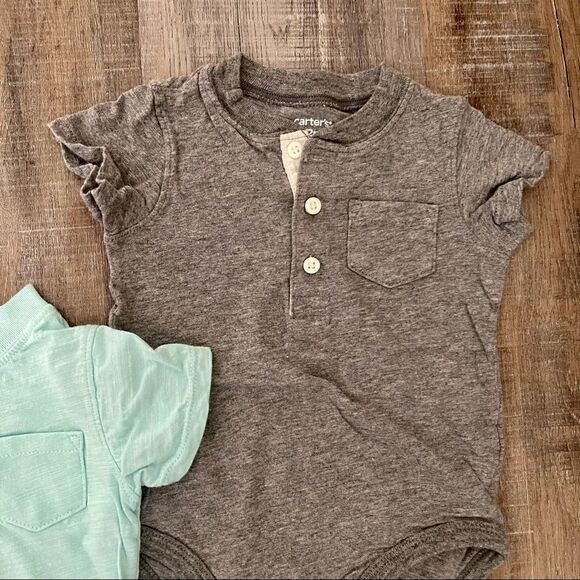 Carters henley onesies - set of 3 - Picture 4 of 4